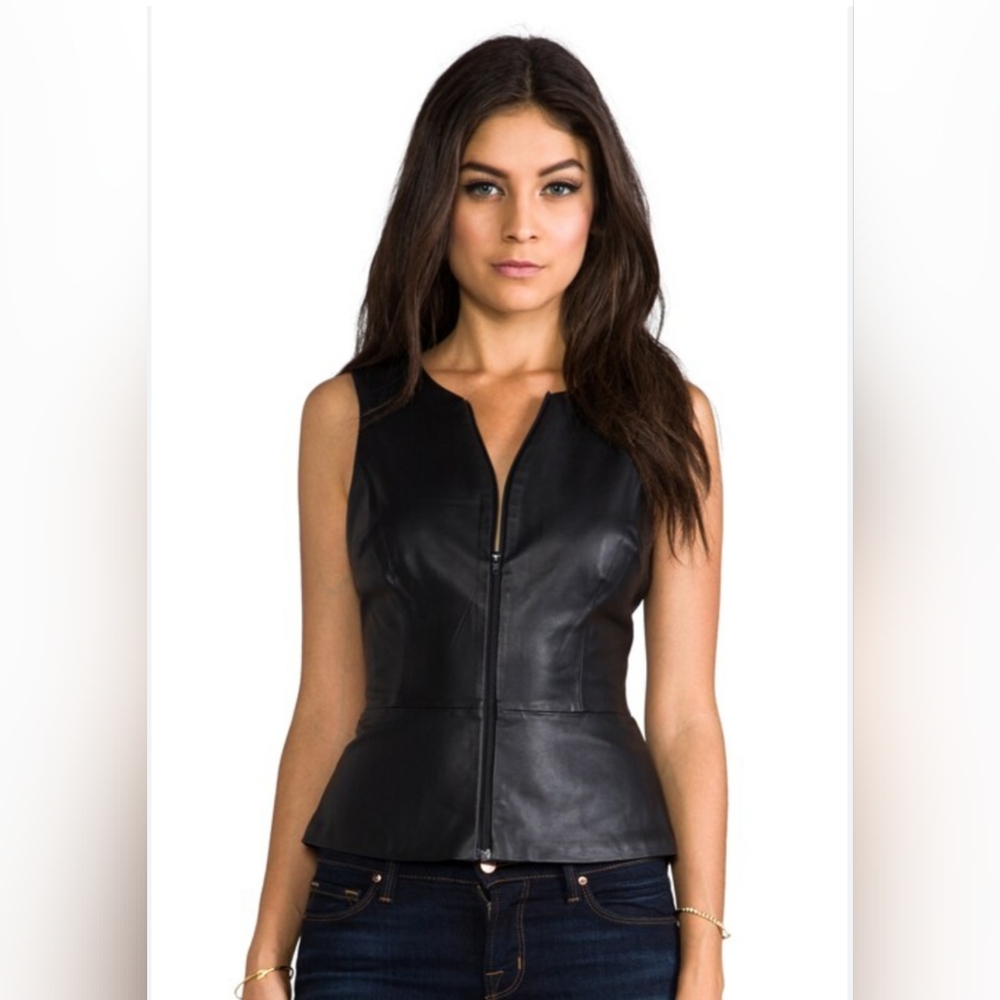 Trina Turk Sleeveless Leather Vest Zip Front In Metallic Silver Size 2 - Picture 2 of 12